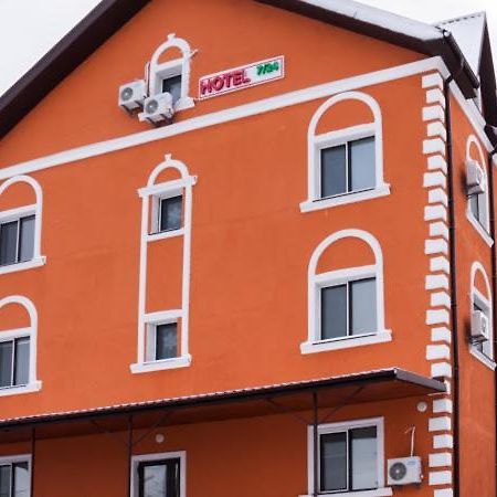 Hotel 7/24 Brovary Bagian luar foto