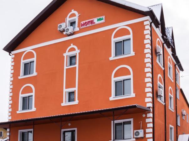 Hotel 7/24 Brovary Bagian luar foto